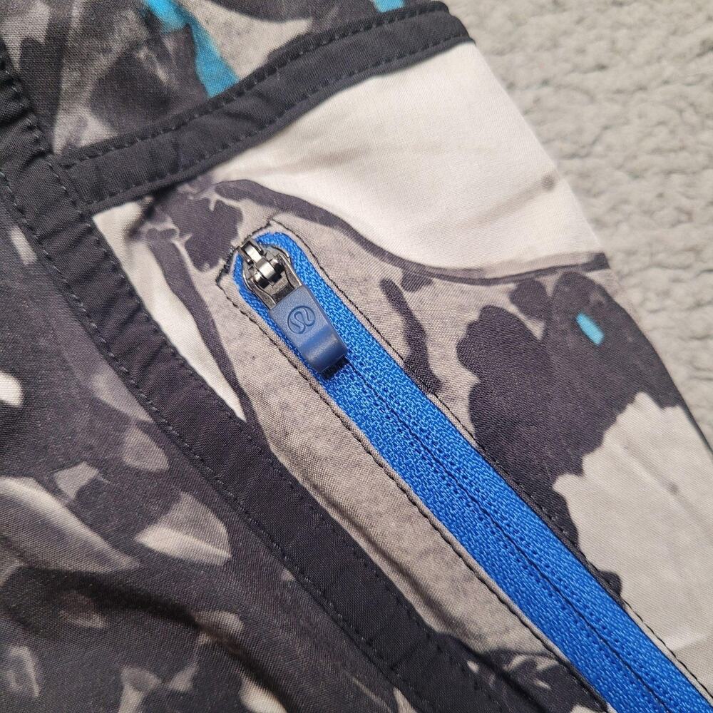 Lululemon Tracker Shorts 8 Exploded So Fly Butterfly Angel Wing Black Running - Picture 5 of 12